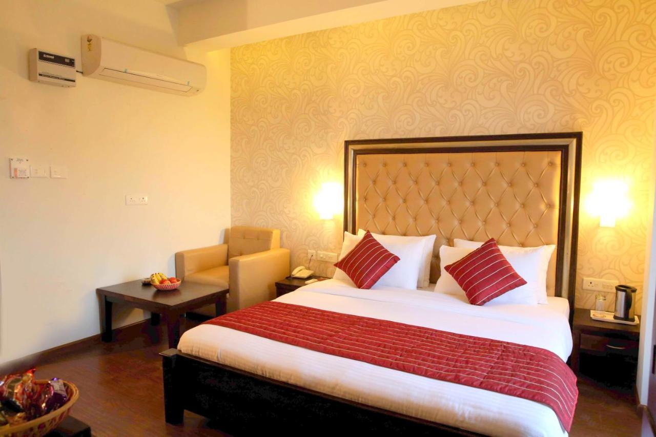 The Raj Vilas Agra  Exterior foto